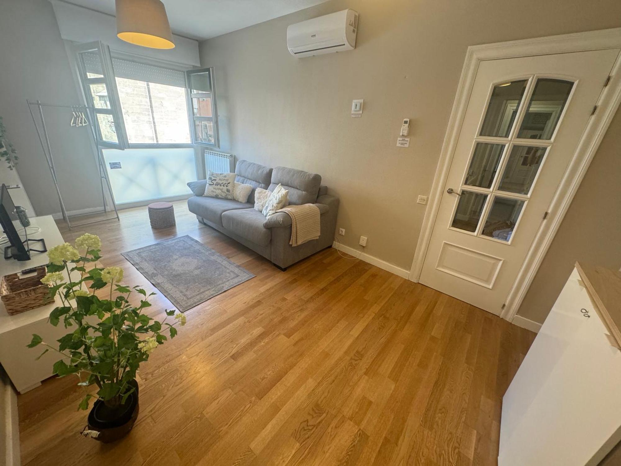 Appartement Santiago Tower Aire Ac Casco Antiguo By Logroño