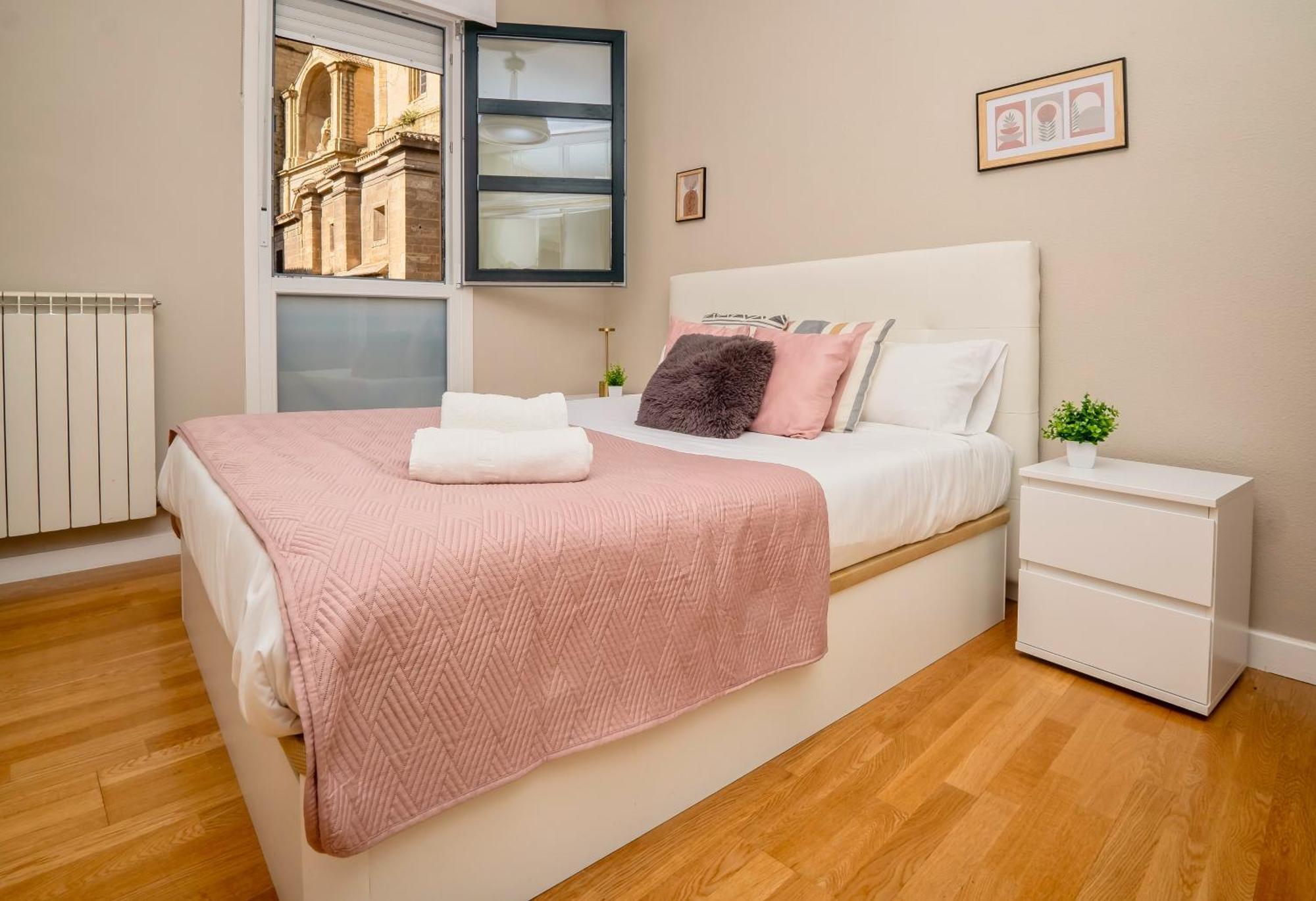 Appartement Santiago Tower Aire Ac Casco Antiguo By Logroño